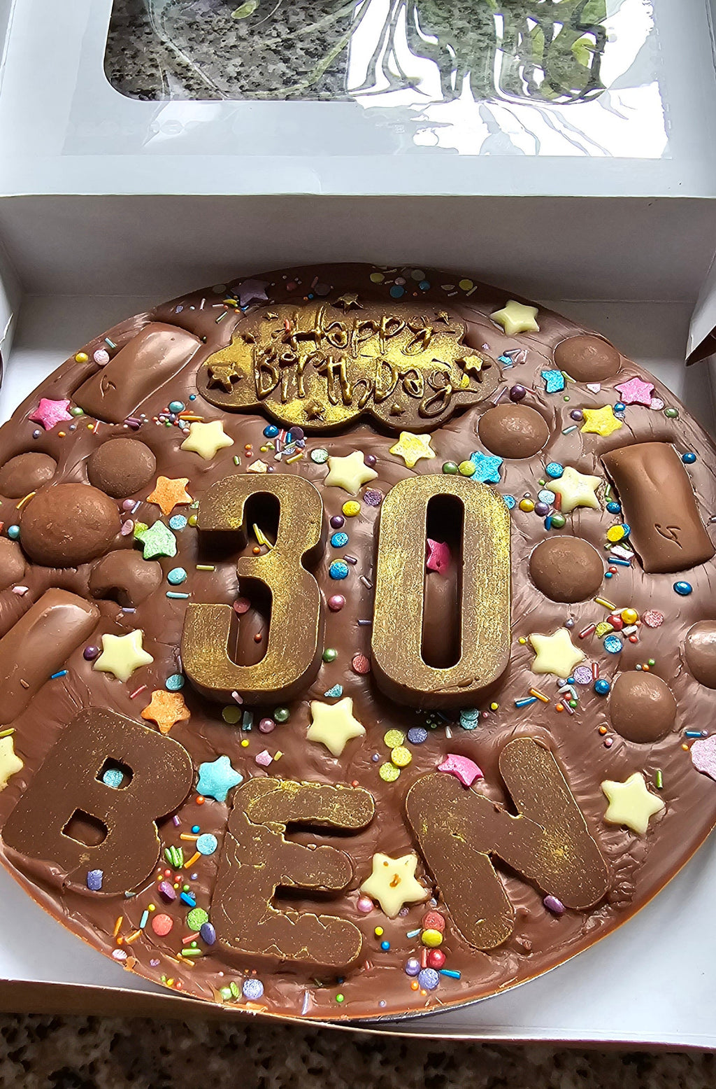 Giant 8 inch personalised chocolate pizza